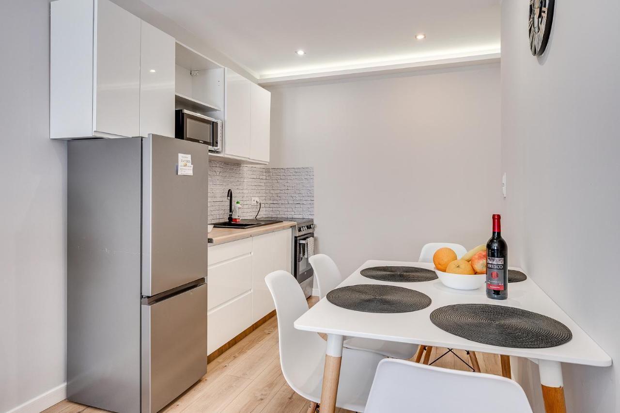 Central Platinum Apartments 15 Рибник Екстериор снимка