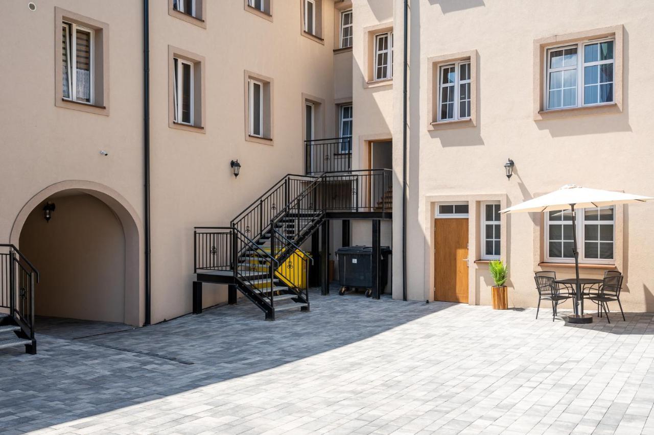 Central Platinum Apartments 15 Рибник Екстериор снимка